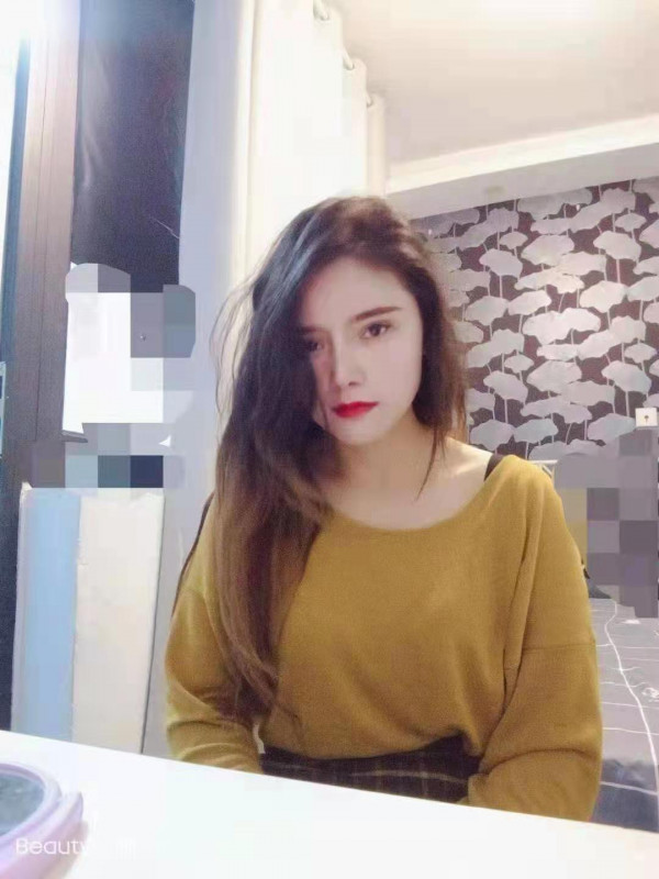 有点像混血的妹子